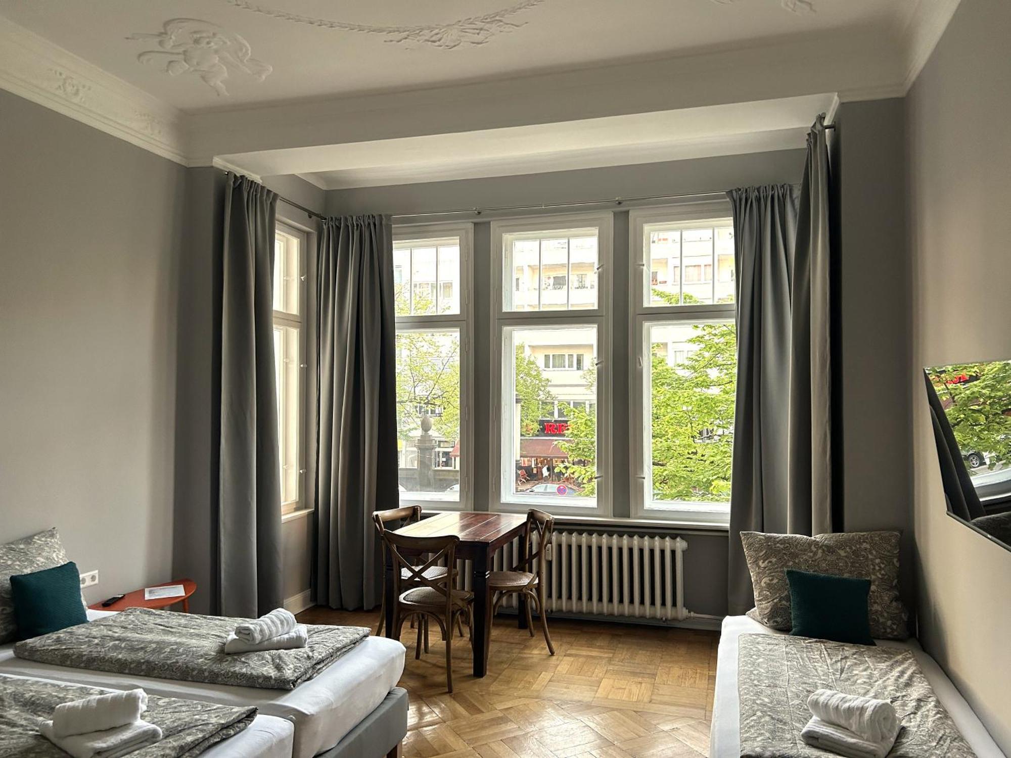 Bismarcks Berlin Apartment Luaran gambar