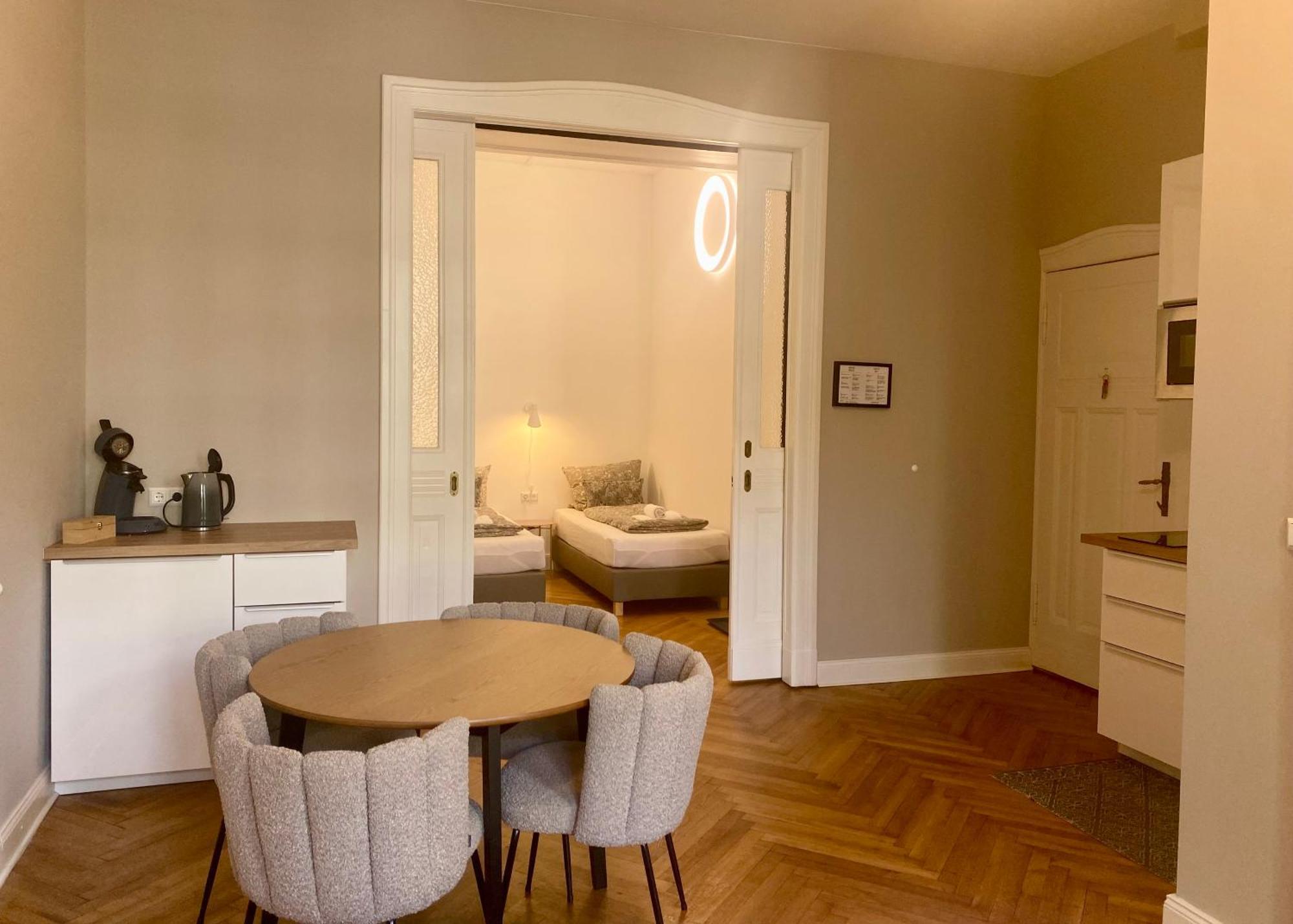 Bismarcks Berlin Apartment Luaran gambar